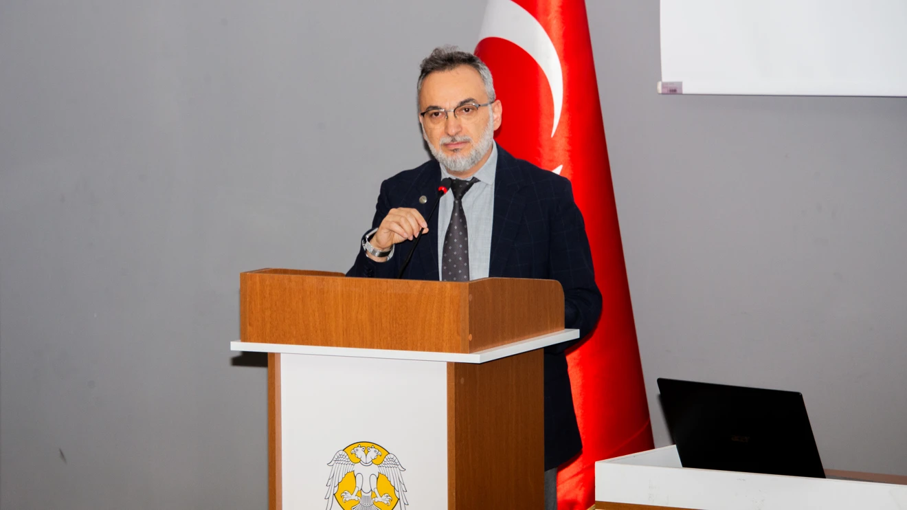 Selçuk Üniversitesinde "Türkiye Yüzyılı’nda Yaşlı Sağlığı Uygulamaları” anlatıldı